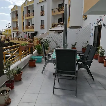 Dona Ana Place * Lagos